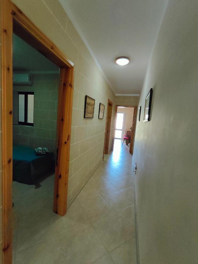 Seaview Apartment Zebbug  Экстерьер фото
