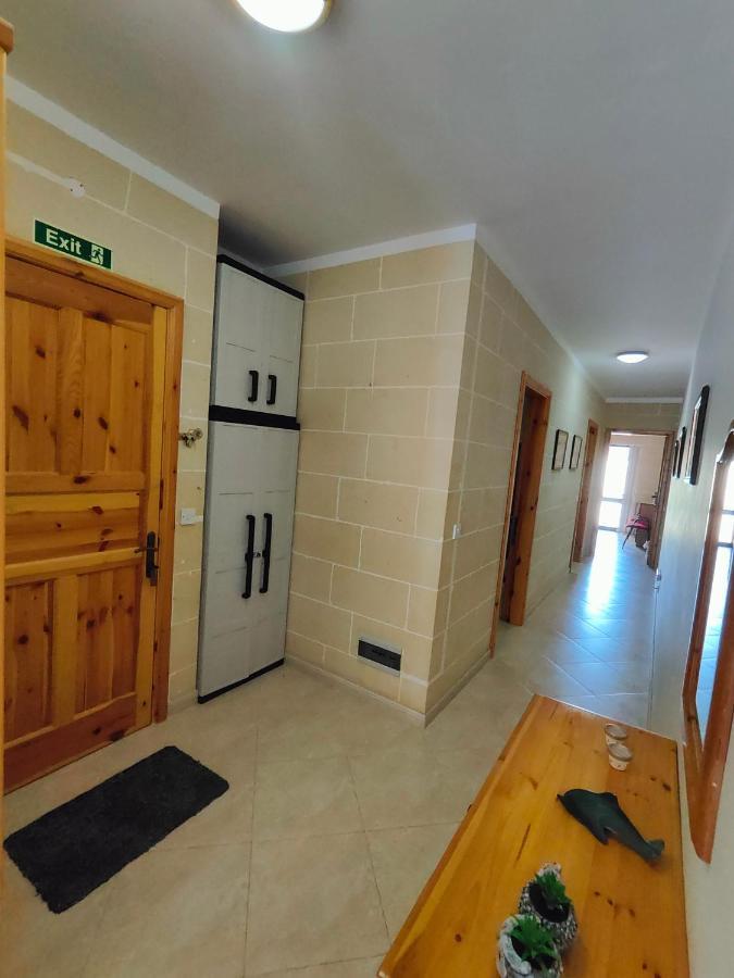 Seaview Apartment Zebbug  Экстерьер фото