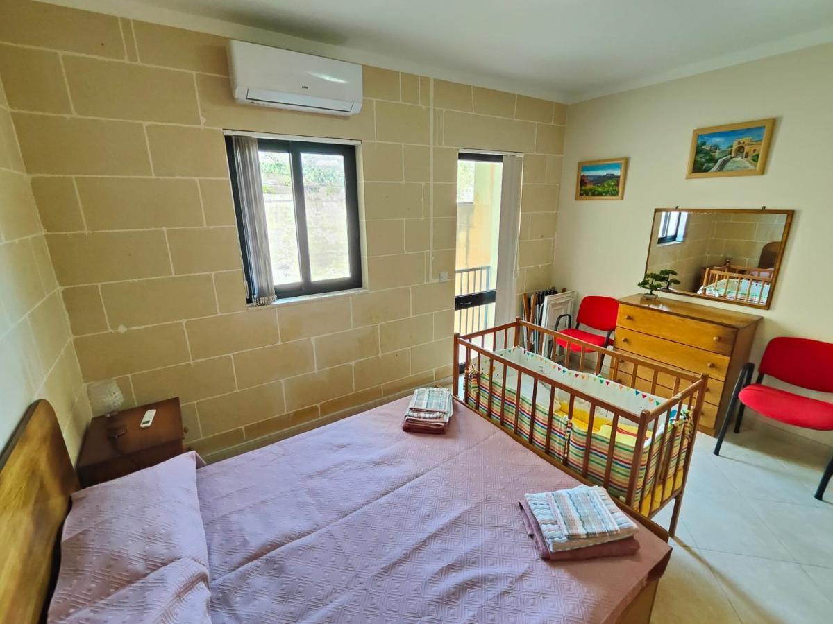 Seaview Apartment Zebbug  Экстерьер фото